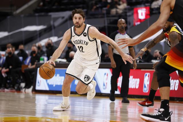 意甲-麦肯尼破门冈萨雷斯建功 尤文图斯2-1蒙扎