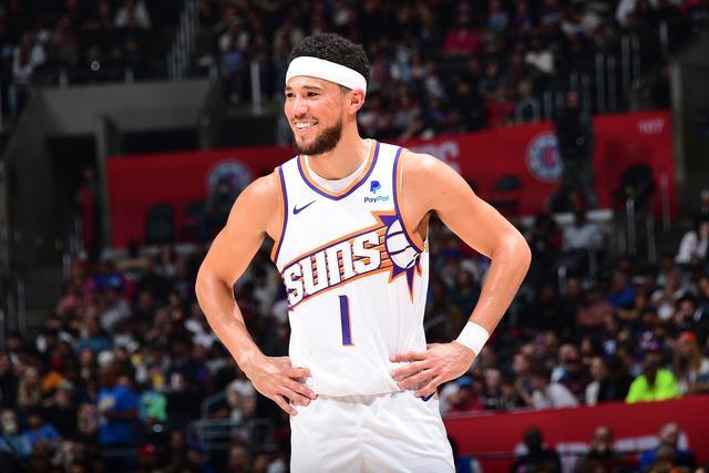 英超上演同分PK争四卡位战 数据:曼联力克维拉